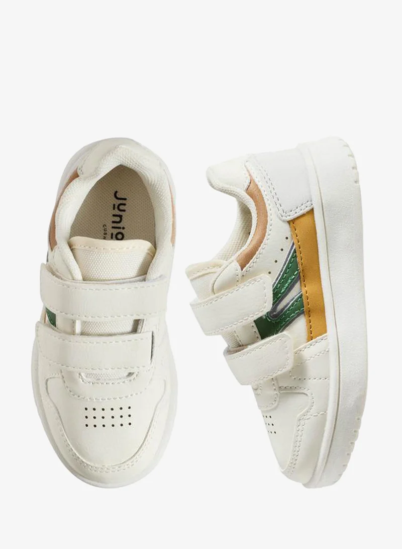 جونيورز أحذية رياضية للأولاد بشريط لاصق